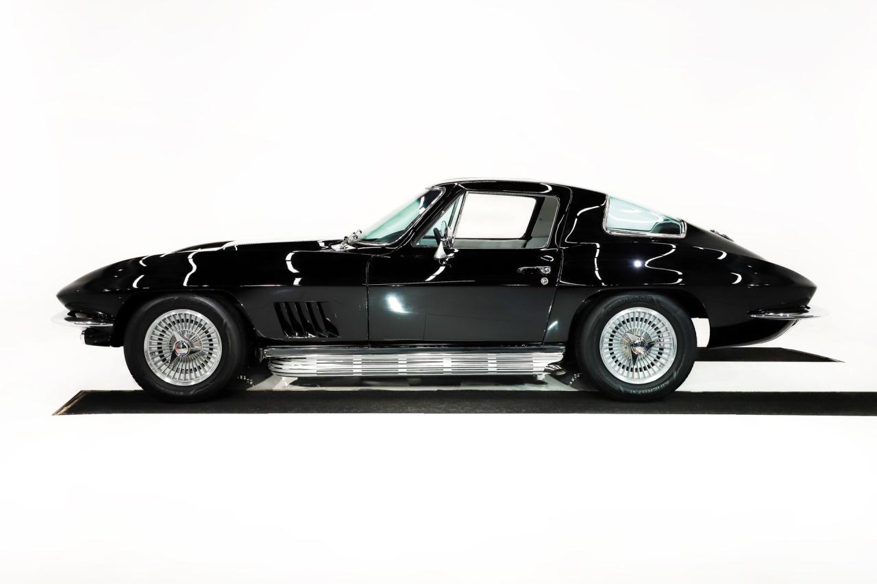 1967 Chevrolet Corvette Restomod