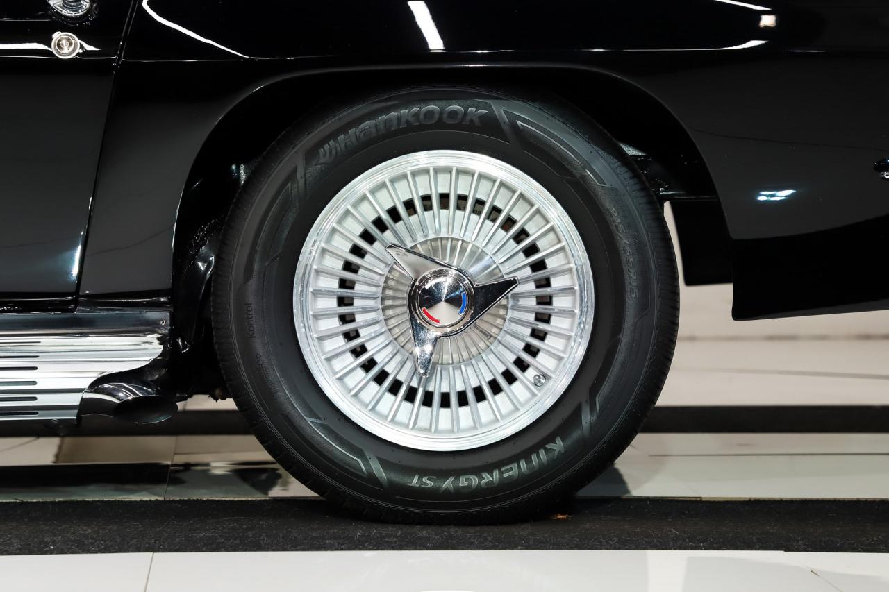 1967 Chevrolet Corvette Restomod