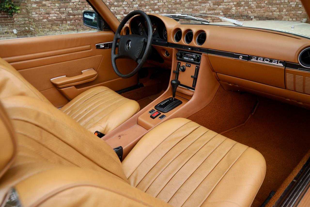 1976 Mercedes - Benz Mercedes Benz 280 SL &ldquo;First lacquer&rdquo;