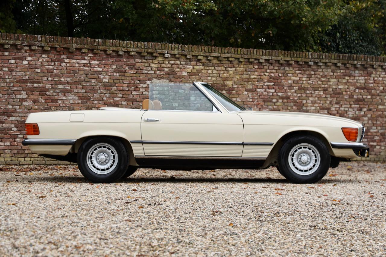 1976 Mercedes - Benz Mercedes Benz 280 SL &ldquo;First lacquer&rdquo;