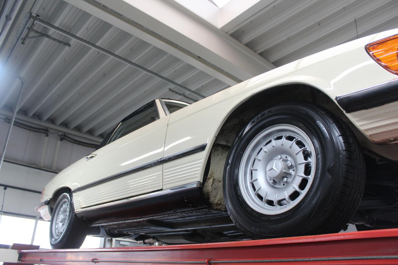 1976 Mercedes - Benz Mercedes Benz 280 SL &ldquo;First lacquer&rdquo;