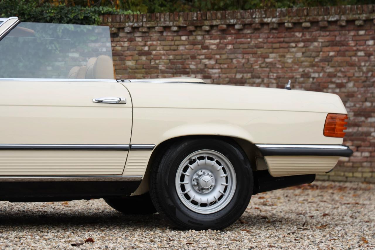 1976 Mercedes - Benz Mercedes Benz 280 SL &ldquo;First lacquer&rdquo;