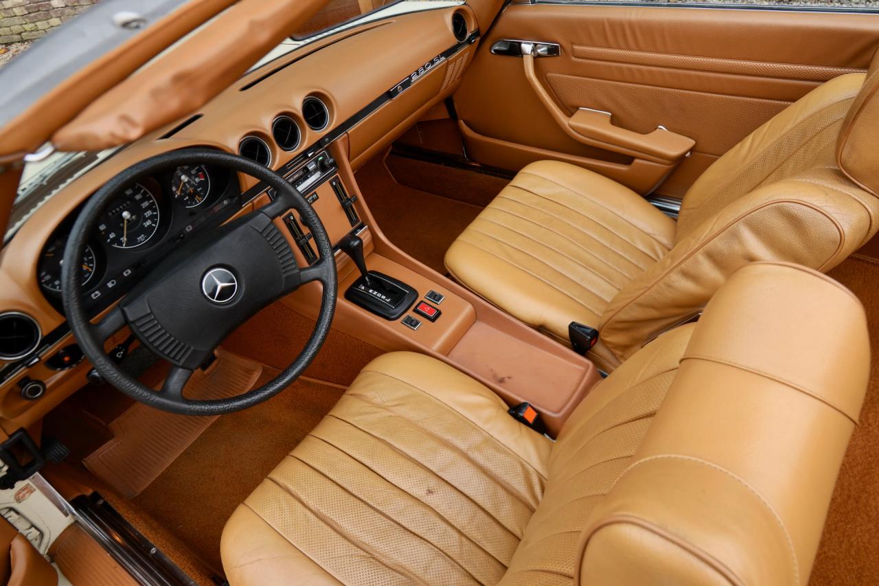 1976 Mercedes - Benz Mercedes Benz 280 SL &ldquo;First lacquer&rdquo;