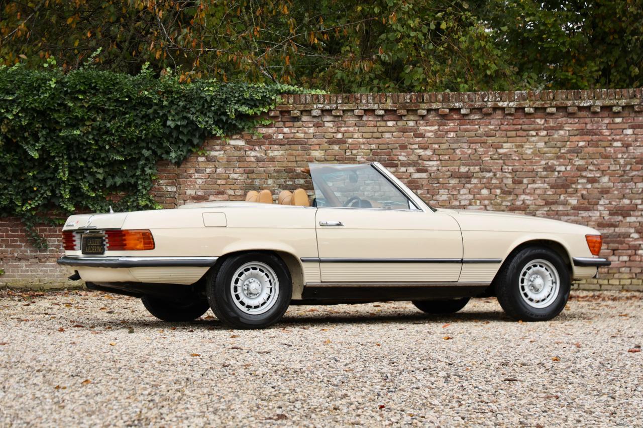 1976 Mercedes - Benz Mercedes Benz 280 SL &ldquo;First lacquer&rdquo;