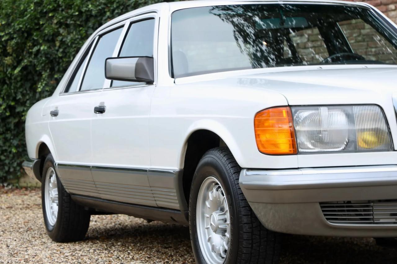 1983 Mercedes - Benz Mercedes Benz 380 SEL &ldquo;Less than 13.000 miles&rdquo;