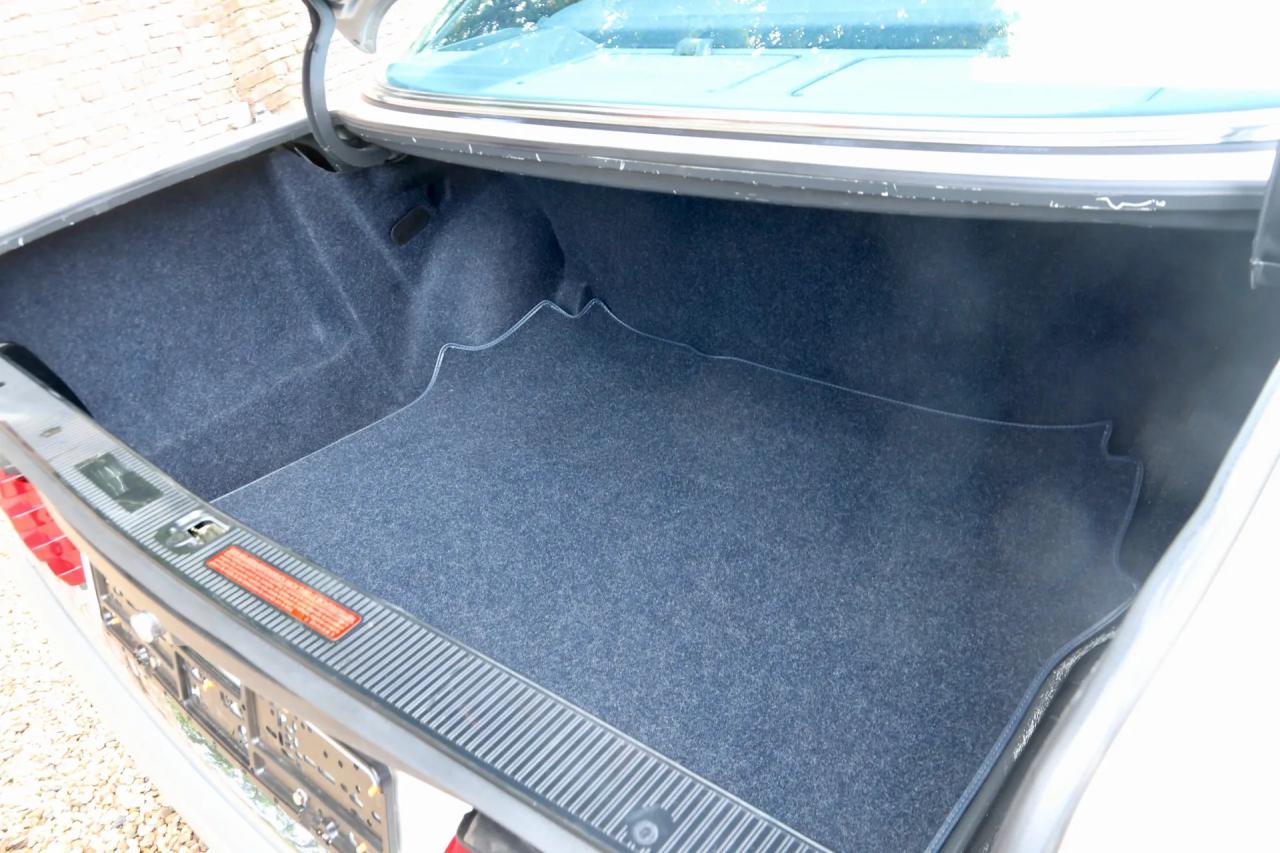 1983 Mercedes - Benz Mercedes Benz 380 SEL &ldquo;Less than 13.000 miles&rdquo;