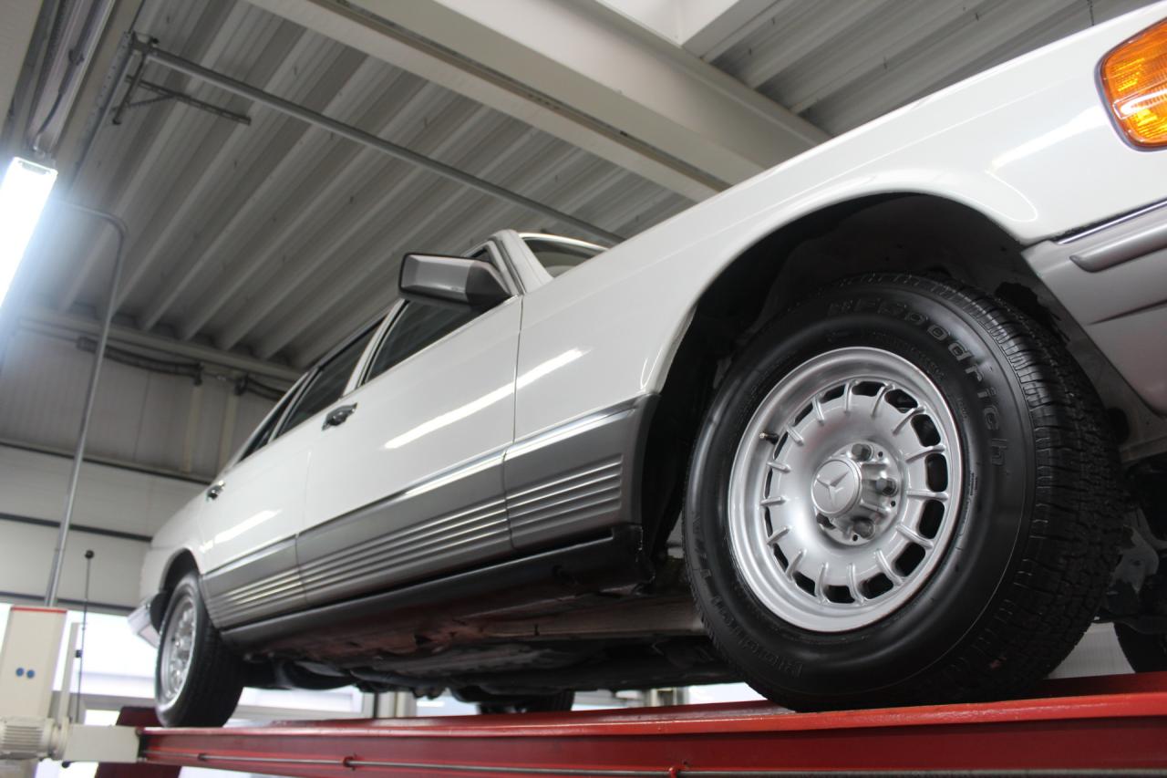 1983 Mercedes - Benz Mercedes Benz 380 SEL &ldquo;Less than 13.000 miles&rdquo;