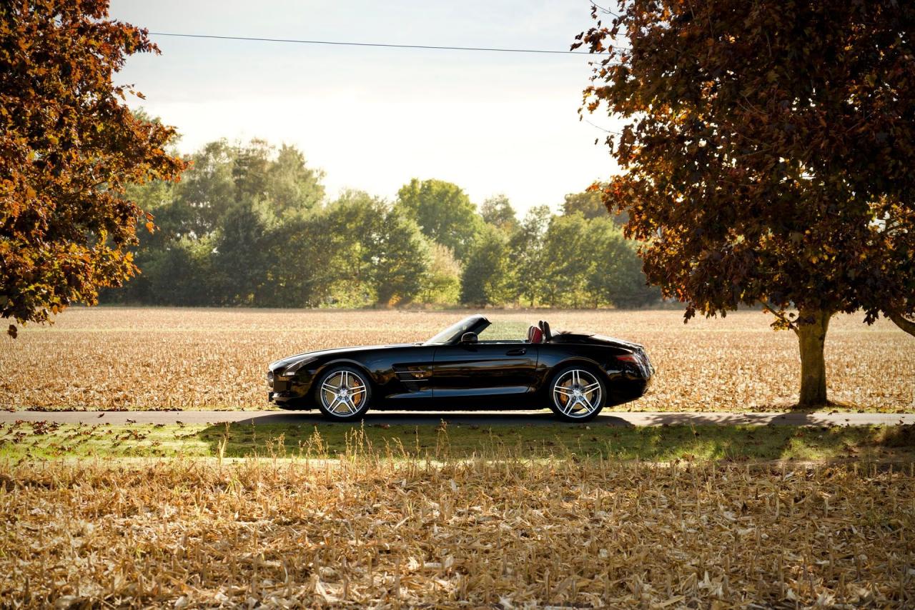 2012 Mercedes - Benz SLS AMG Roadster