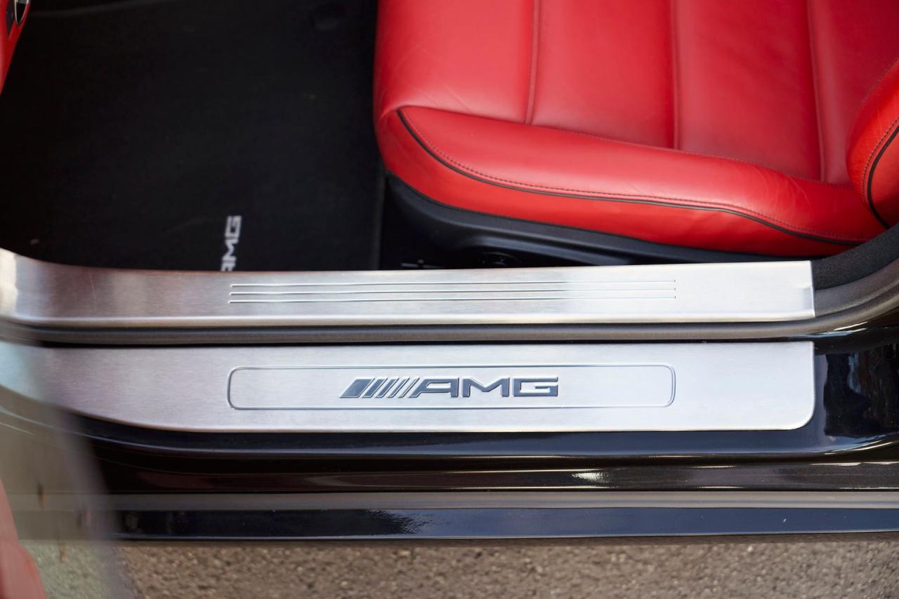 2012 Mercedes - Benz SLS AMG Roadster