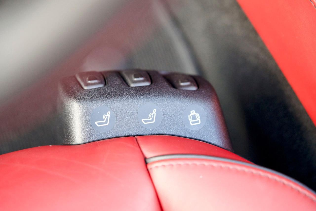 2012 Mercedes - Benz SLS AMG Roadster