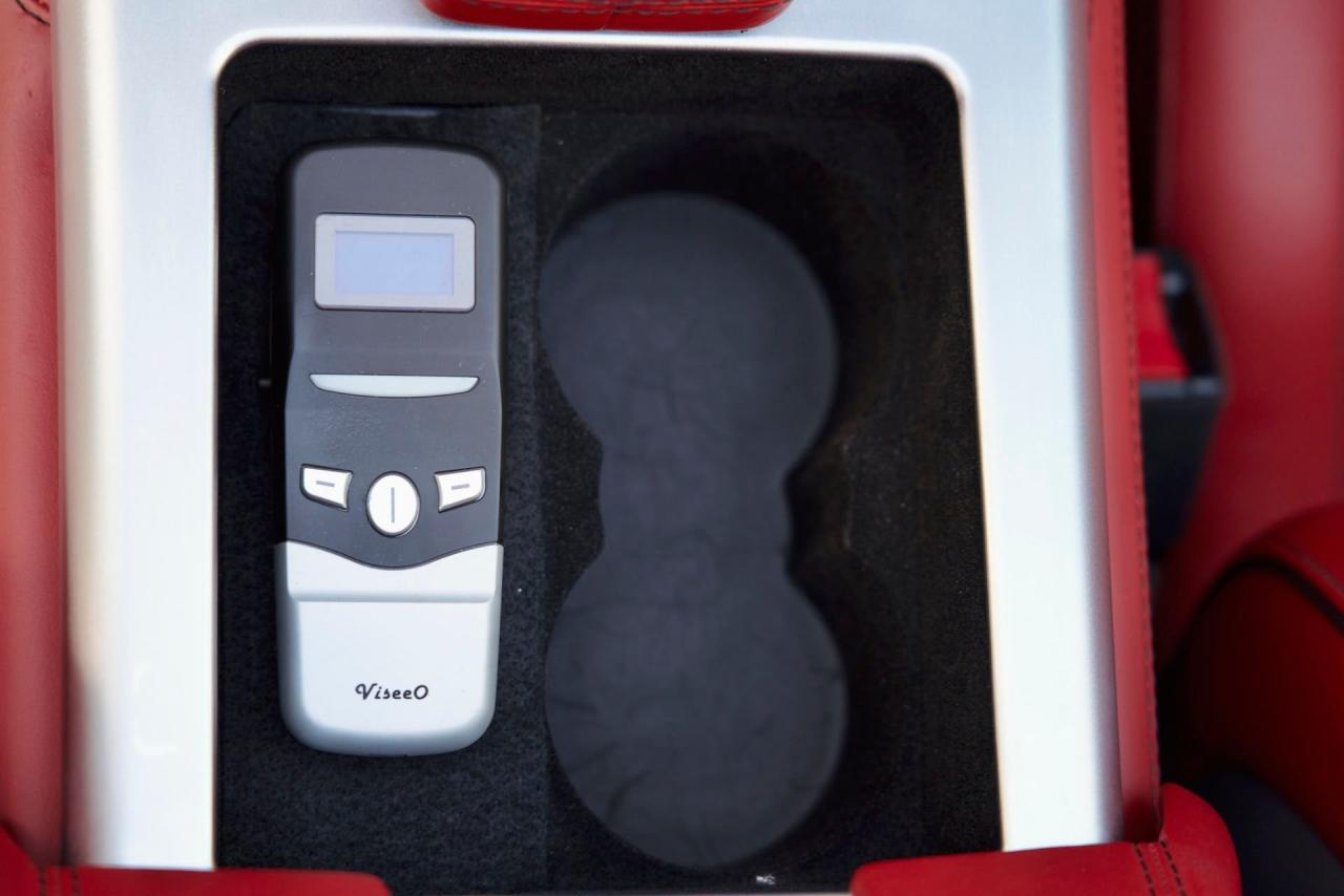 2012 Mercedes - Benz SLS AMG Roadster