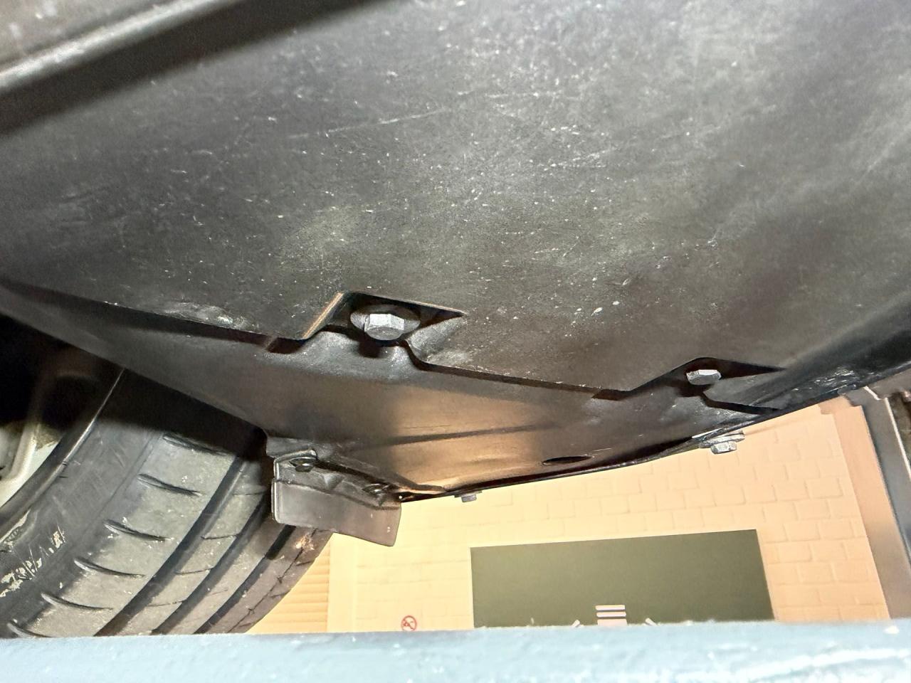 2012 Mercedes - Benz SLS AMG Roadster