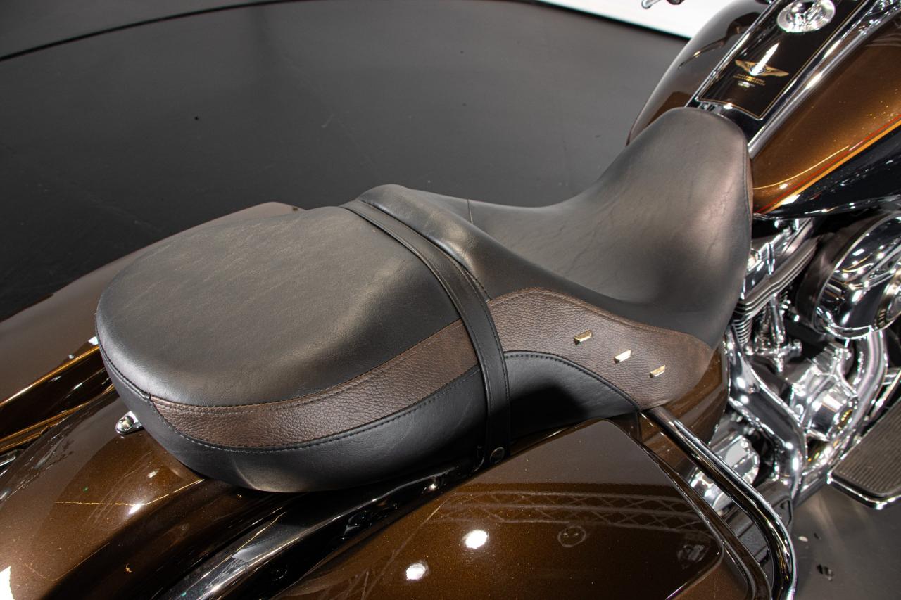 2013 Harley Davidson ROAD KING 110TH&deg; ANNIVERSARY