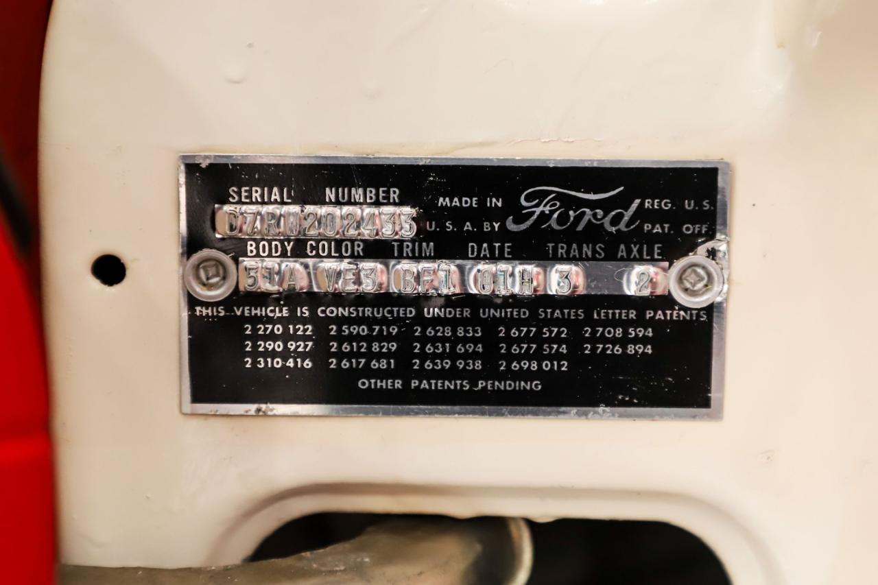 1957 Ford Fairlane 500 Skyliner