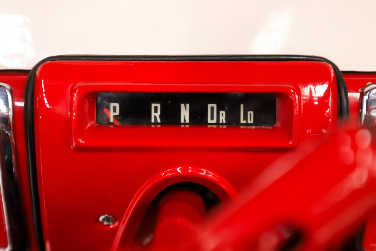 1957 Ford Fairlane 500 Skyliner