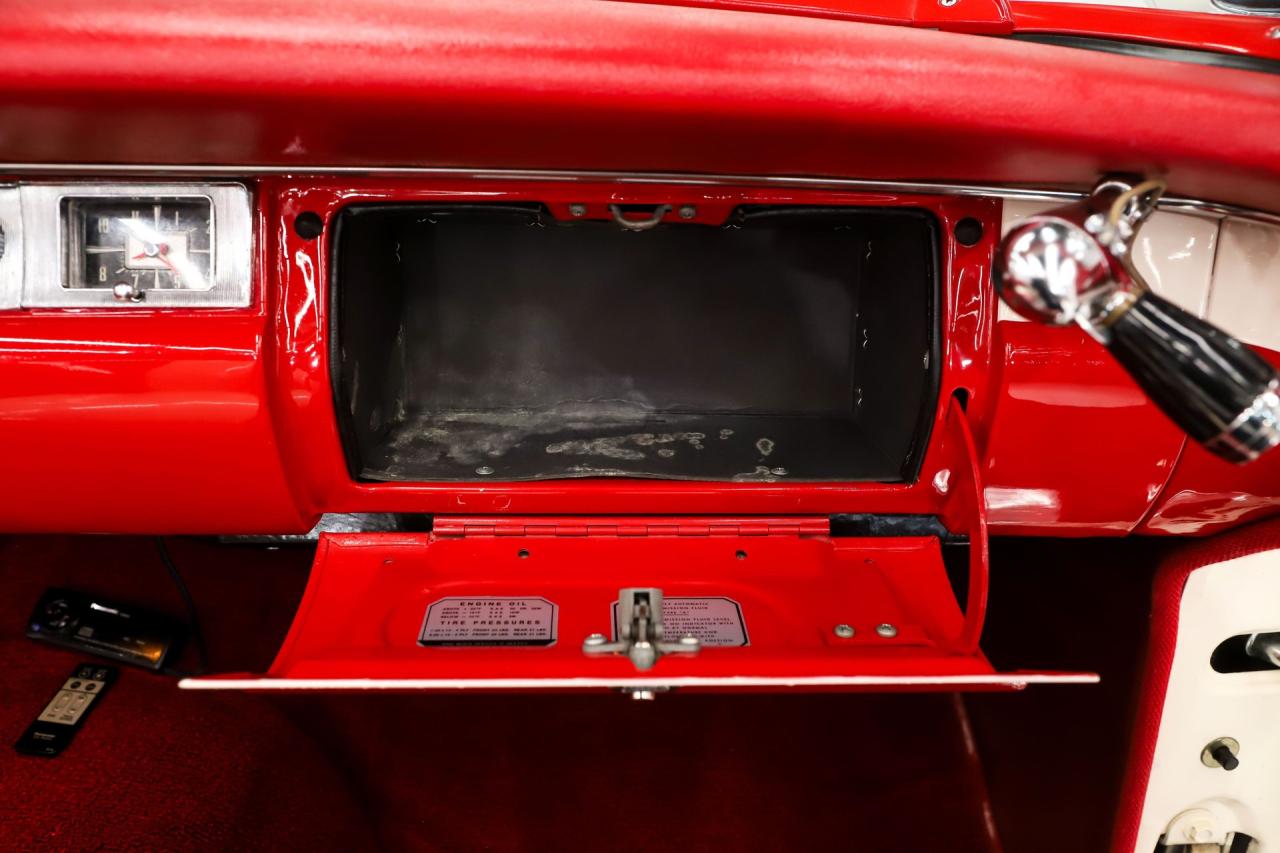 1957 Ford Fairlane 500 Skyliner