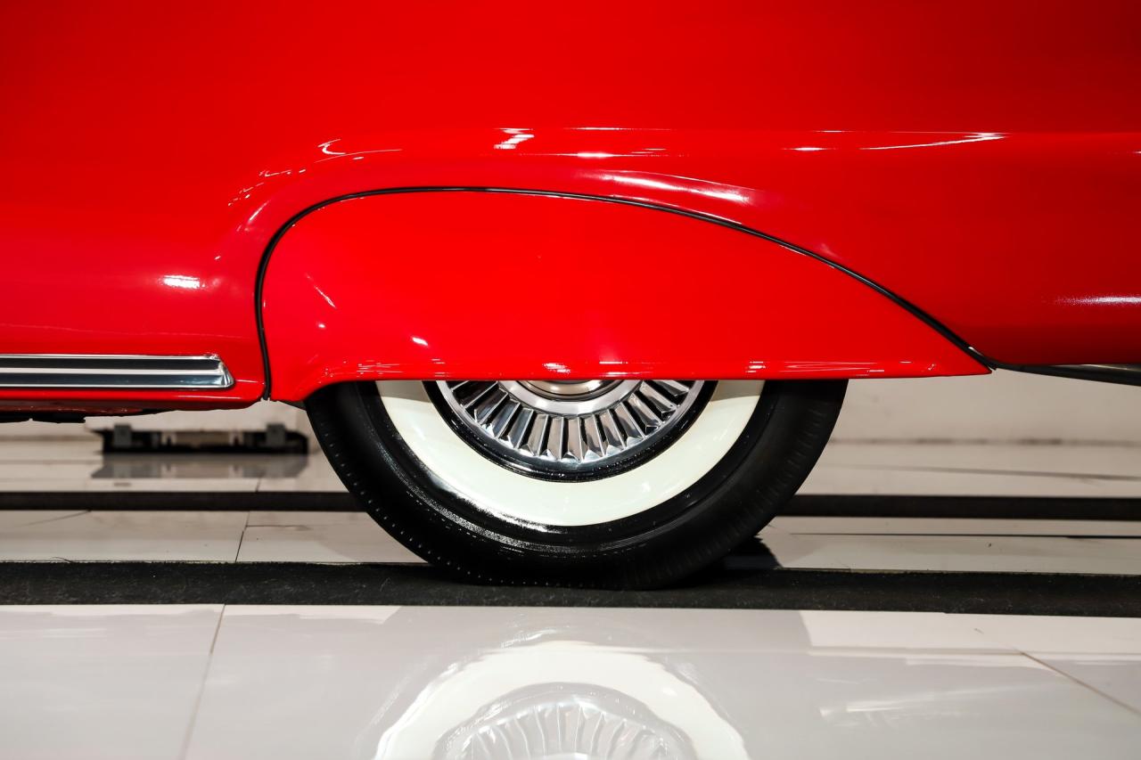 1957 Ford Fairlane 500 Skyliner