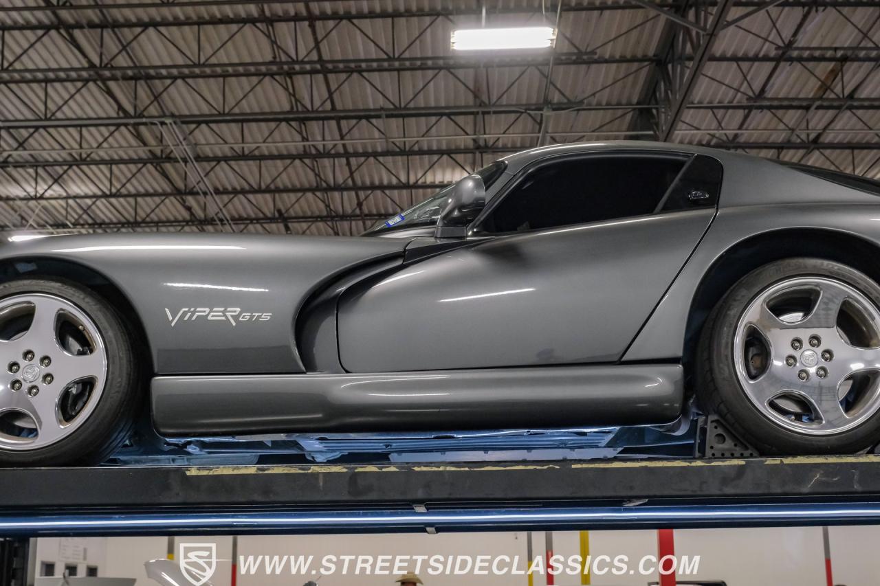 2002 Dodge Viper GTS Supercharged