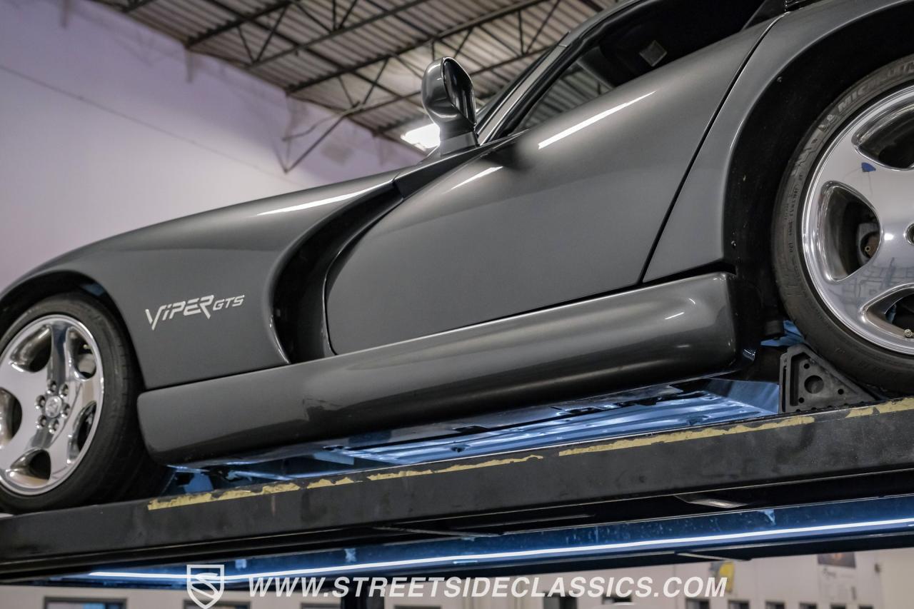 2002 Dodge Viper GTS Supercharged
