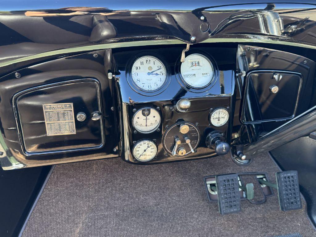 1919 Pierce-Arrow Model 31