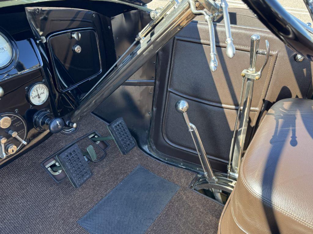 1919 Pierce-Arrow Model 31