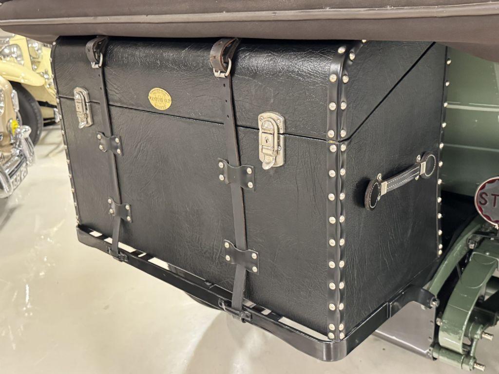 1919 Pierce-Arrow Model 31