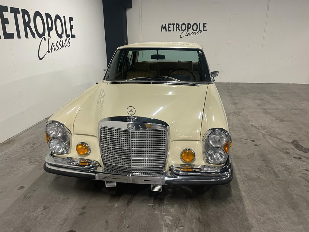 1971 Mercedes - Benz 300SEL