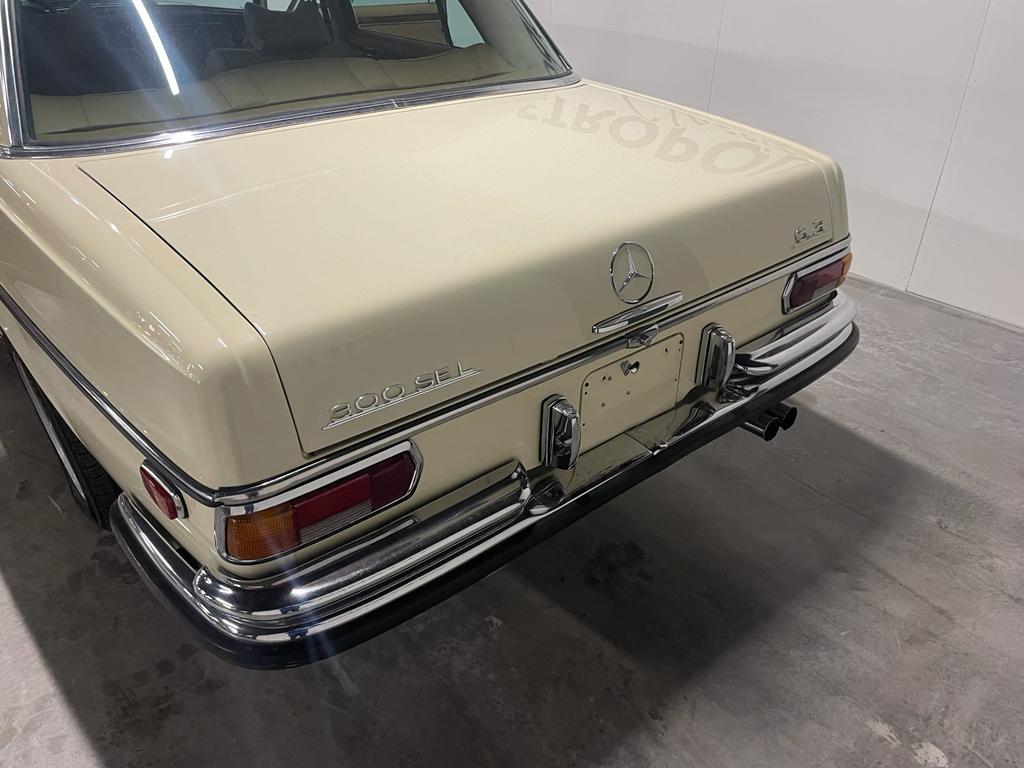 1971 Mercedes - Benz 300SEL
