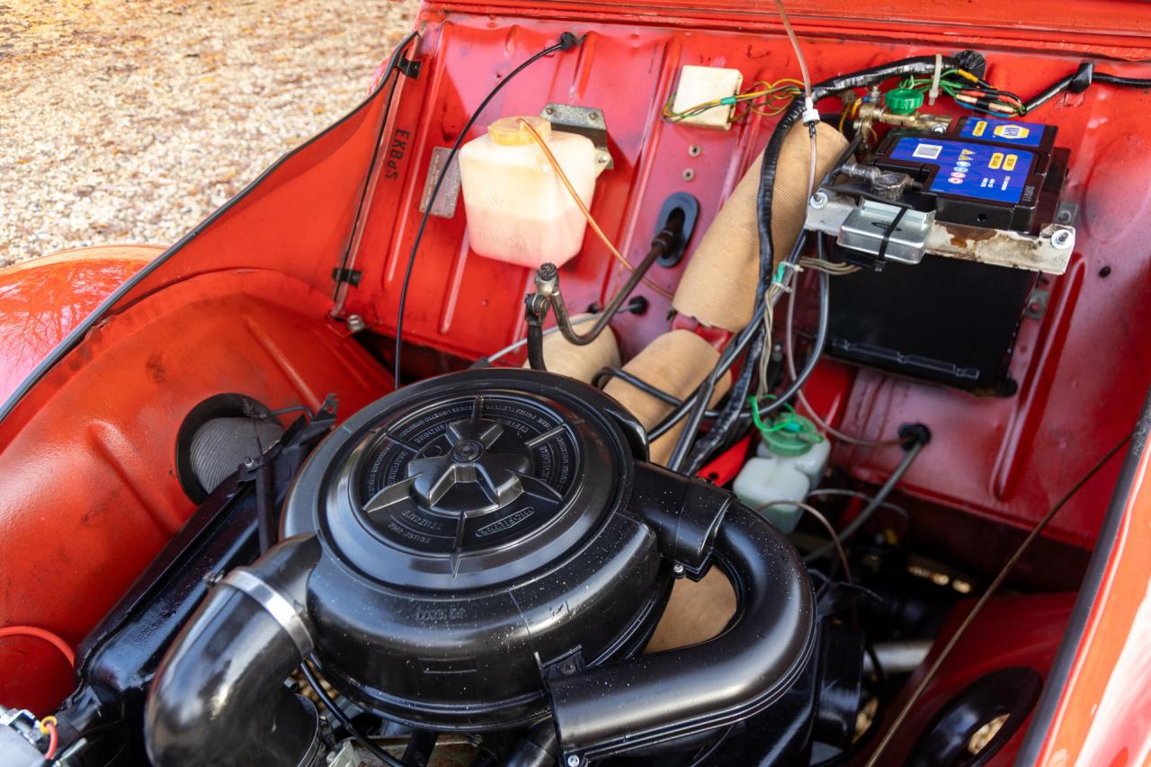 1985 Citro&euml;n Citro&euml;n 2CV6 AZKA &ldquo;Rouge Vallelunga&rdquo;