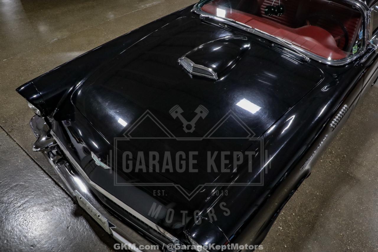 1957 Ford Thunderbird