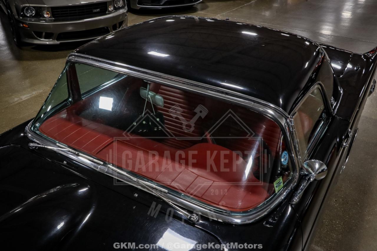 1957 Ford Thunderbird