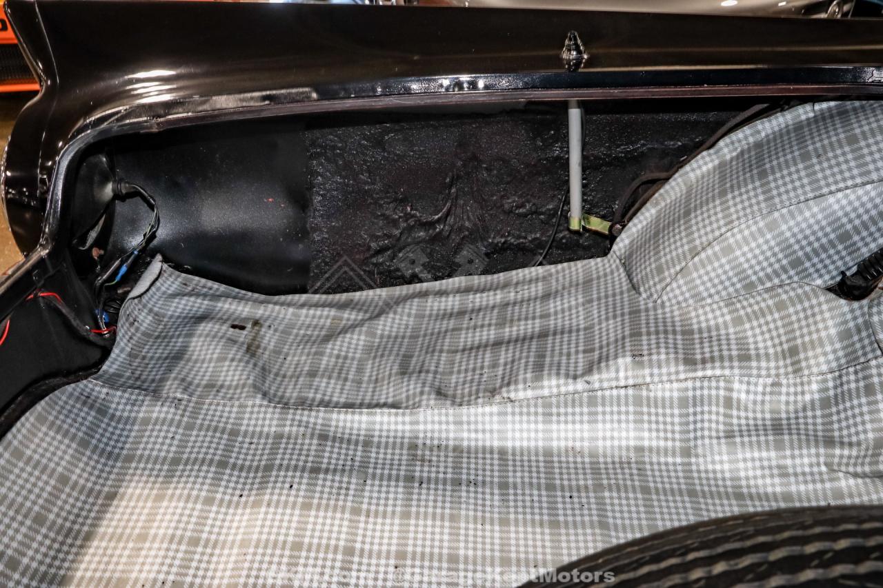 1957 Ford Thunderbird