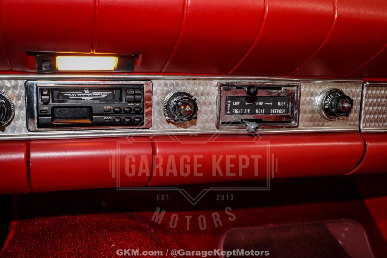 1957 Ford Thunderbird