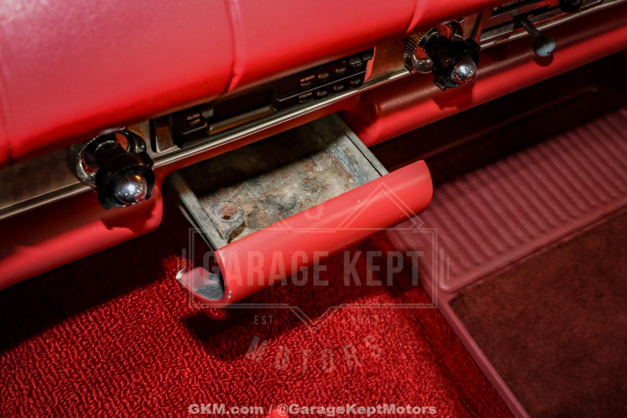 1957 Ford Thunderbird