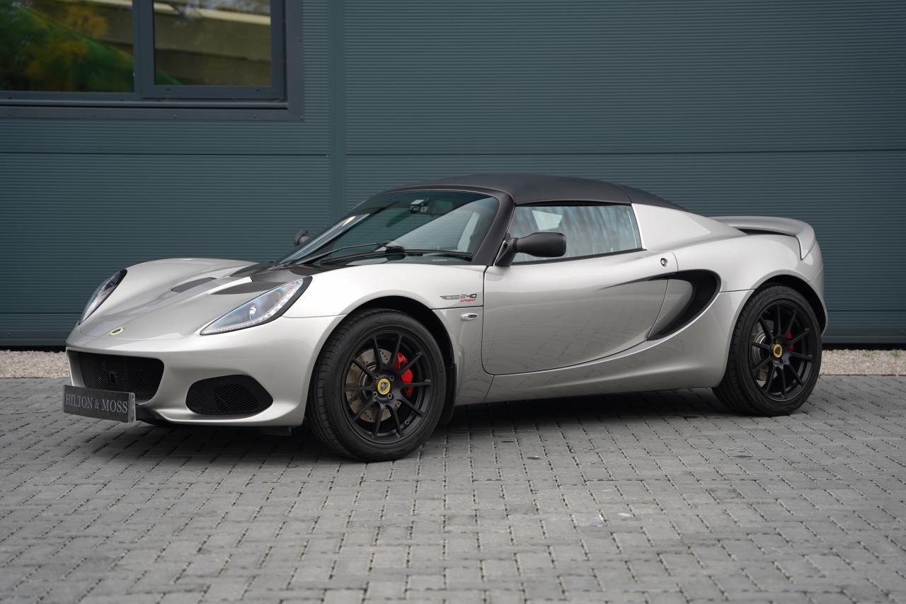 2022 Lotus Elise