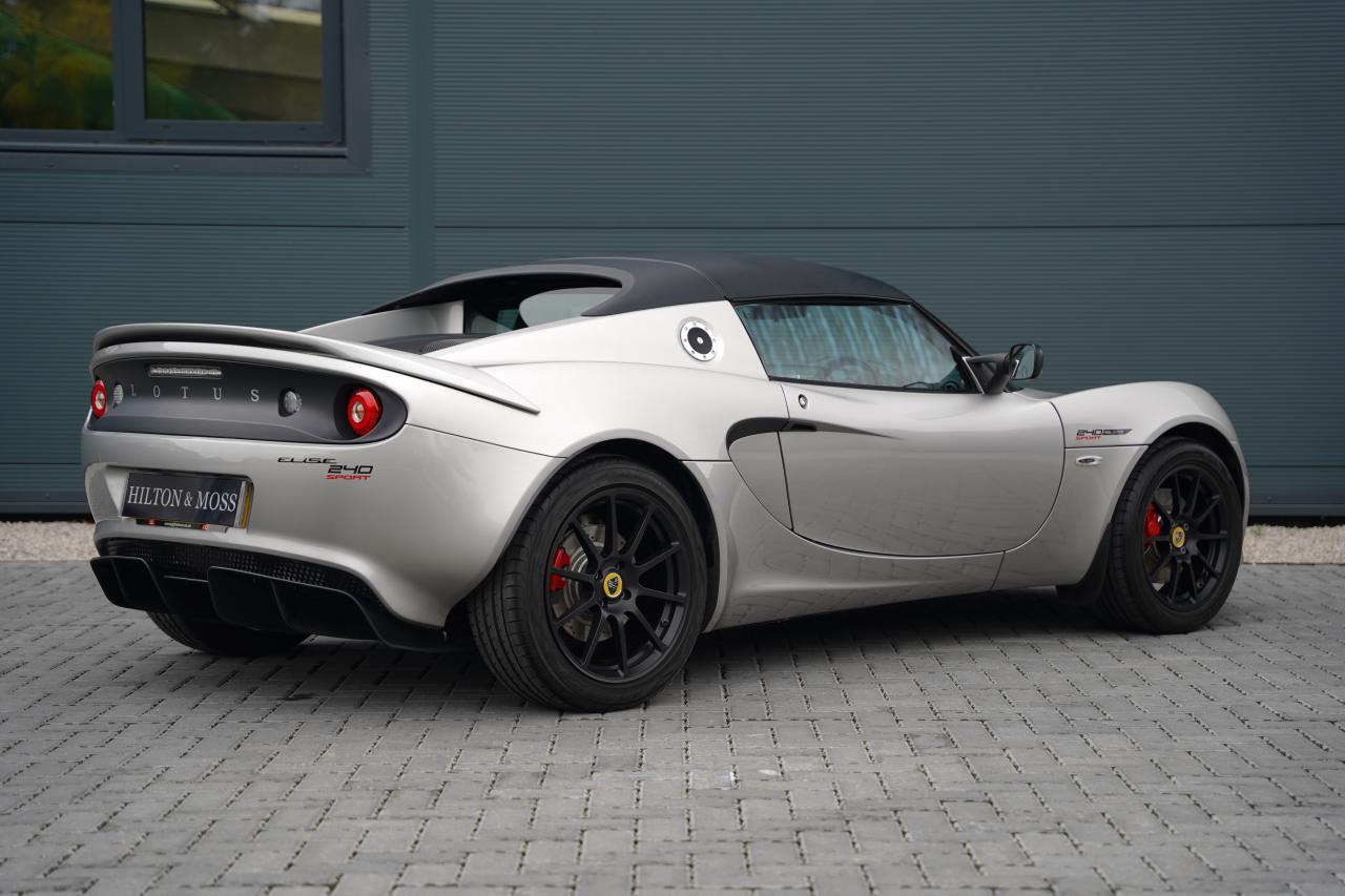 2022 Lotus Elise