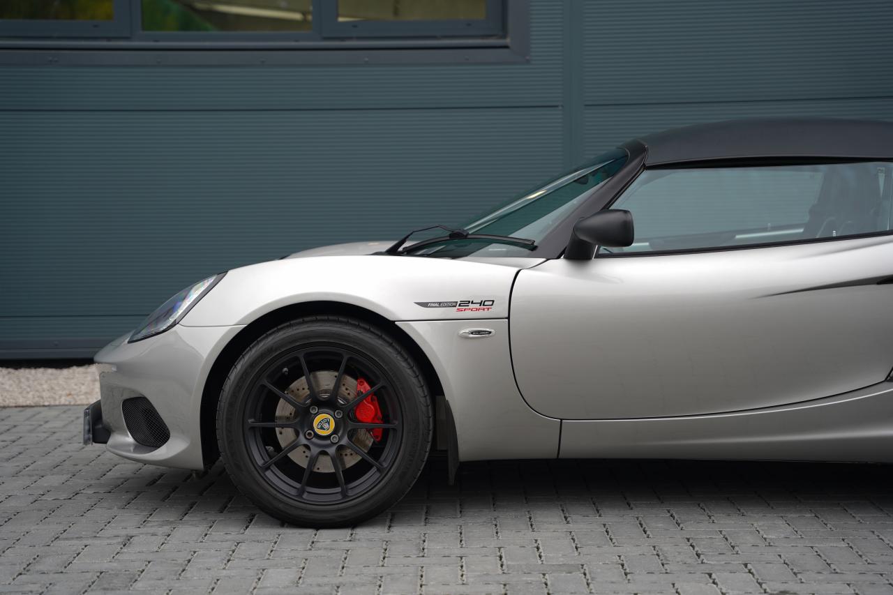 2022 Lotus Elise