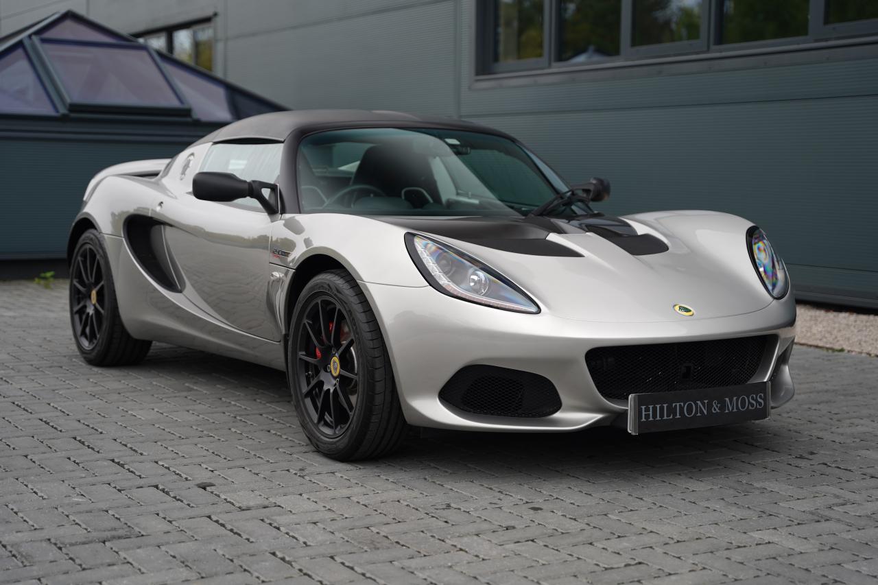 2022 Lotus Elise