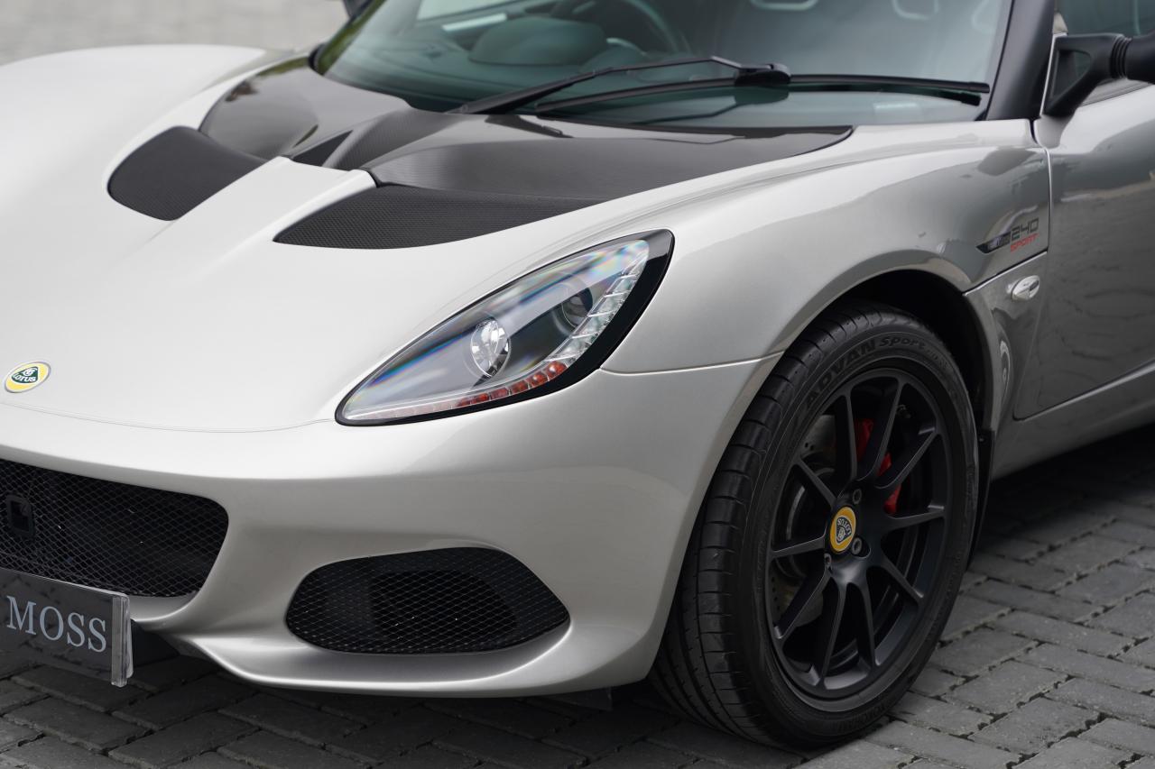 2022 Lotus Elise