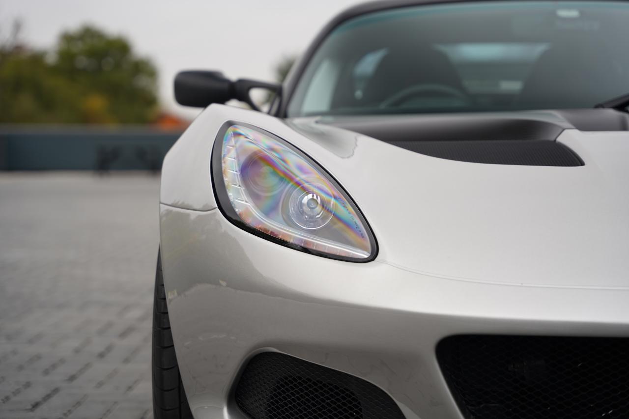 2022 Lotus Elise