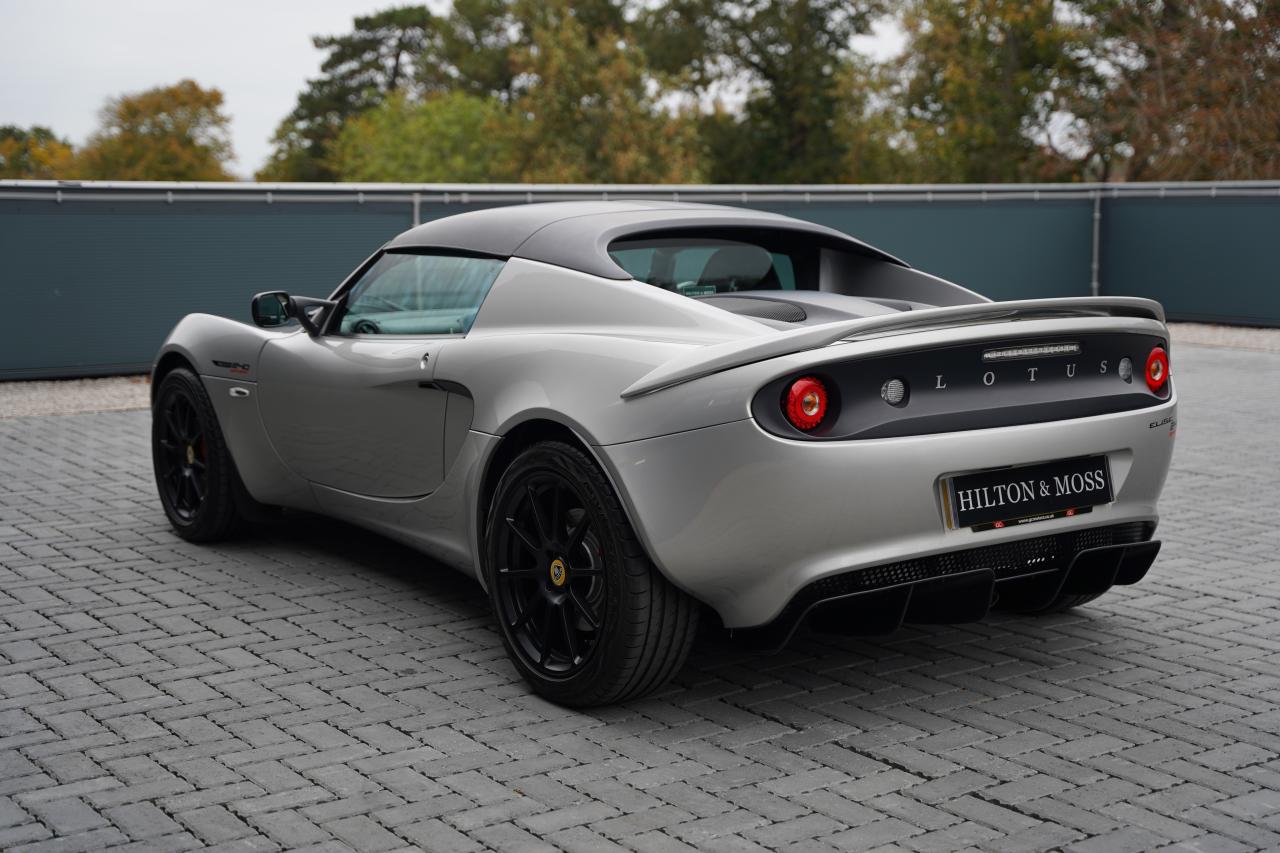 2022 Lotus Elise