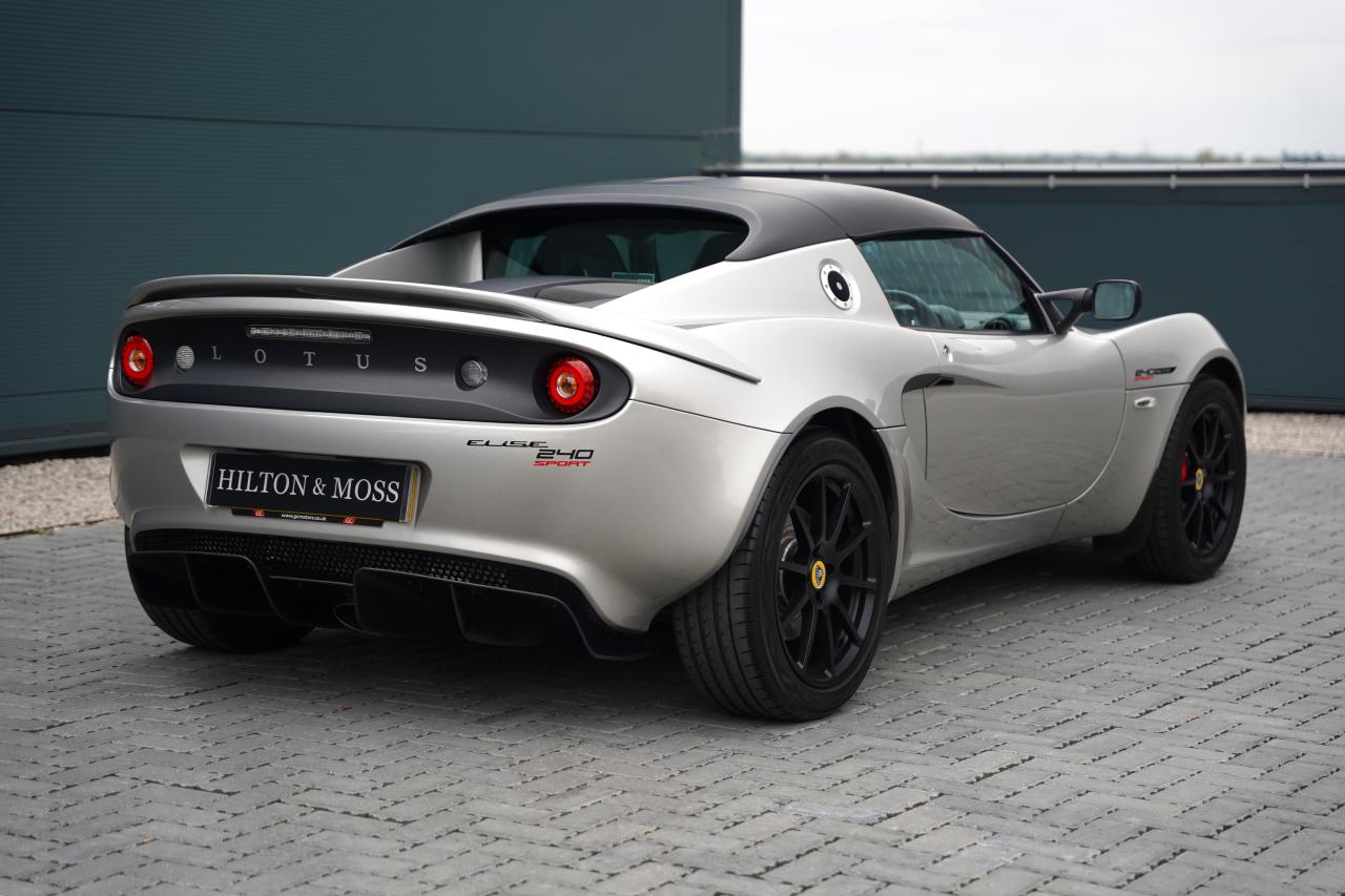 2022 Lotus Elise
