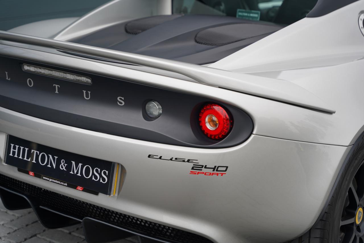 2022 Lotus Elise