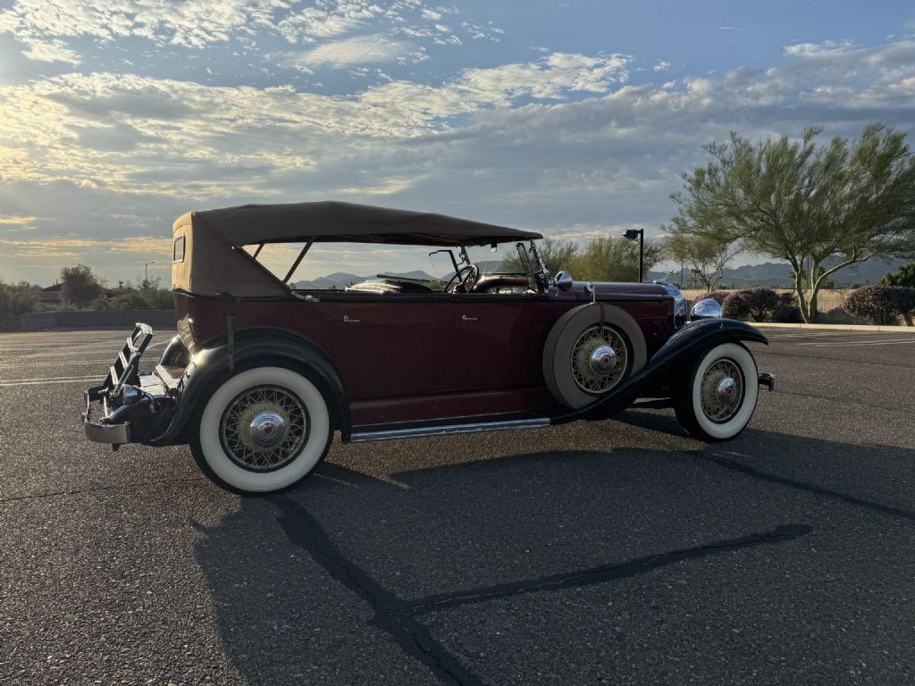 1932 Packard 902