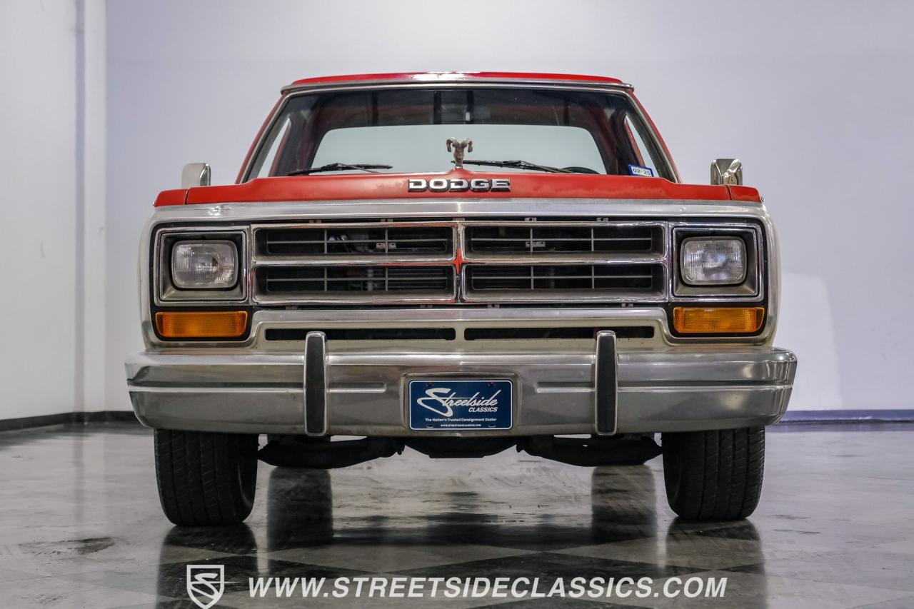 1987 Dodge Ram 150 LE Restomod