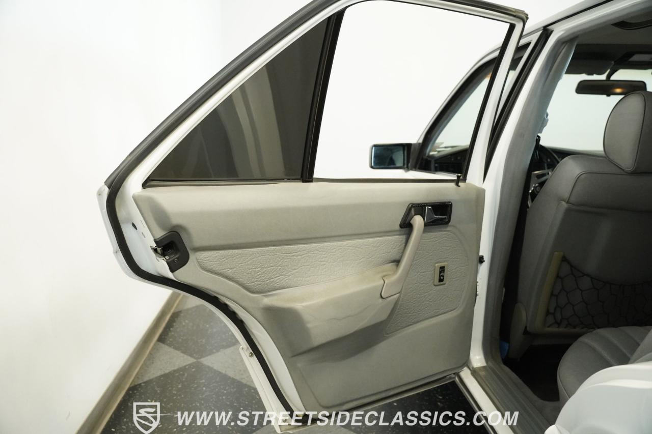 1989 Mercedes - Benz 190