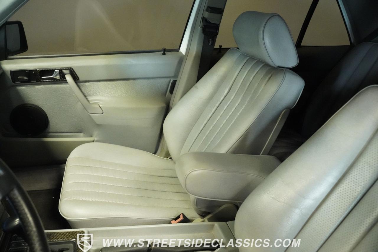 1989 Mercedes - Benz 190