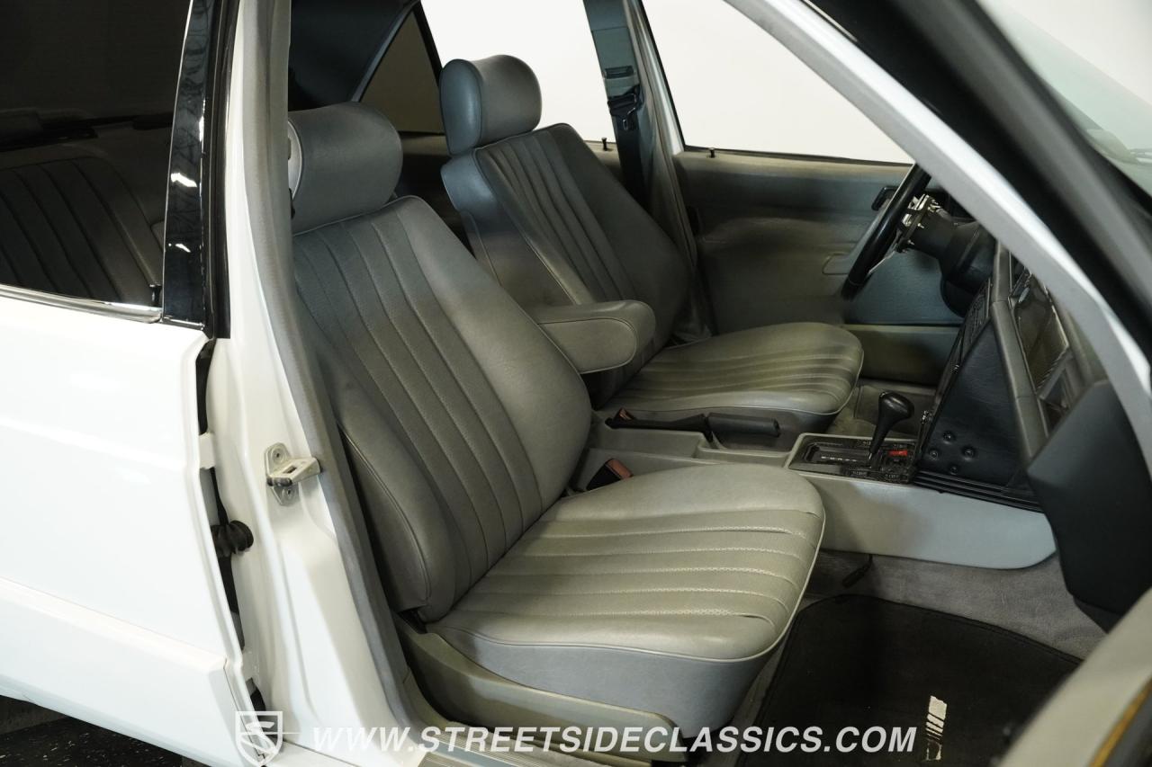 1989 Mercedes - Benz 190