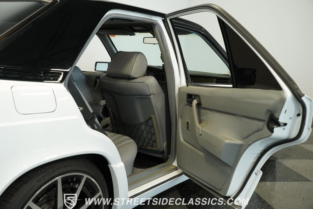 1989 Mercedes - Benz 190