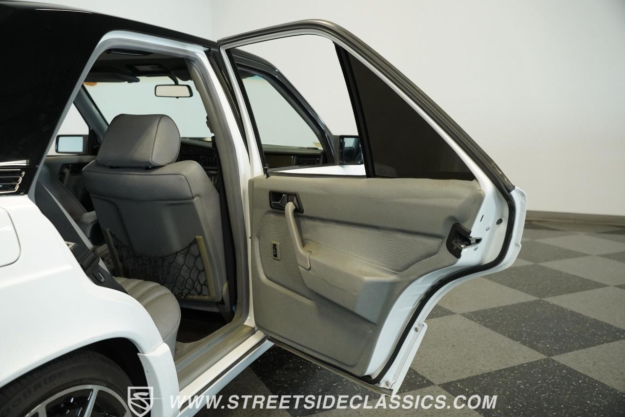 1989 Mercedes - Benz 190